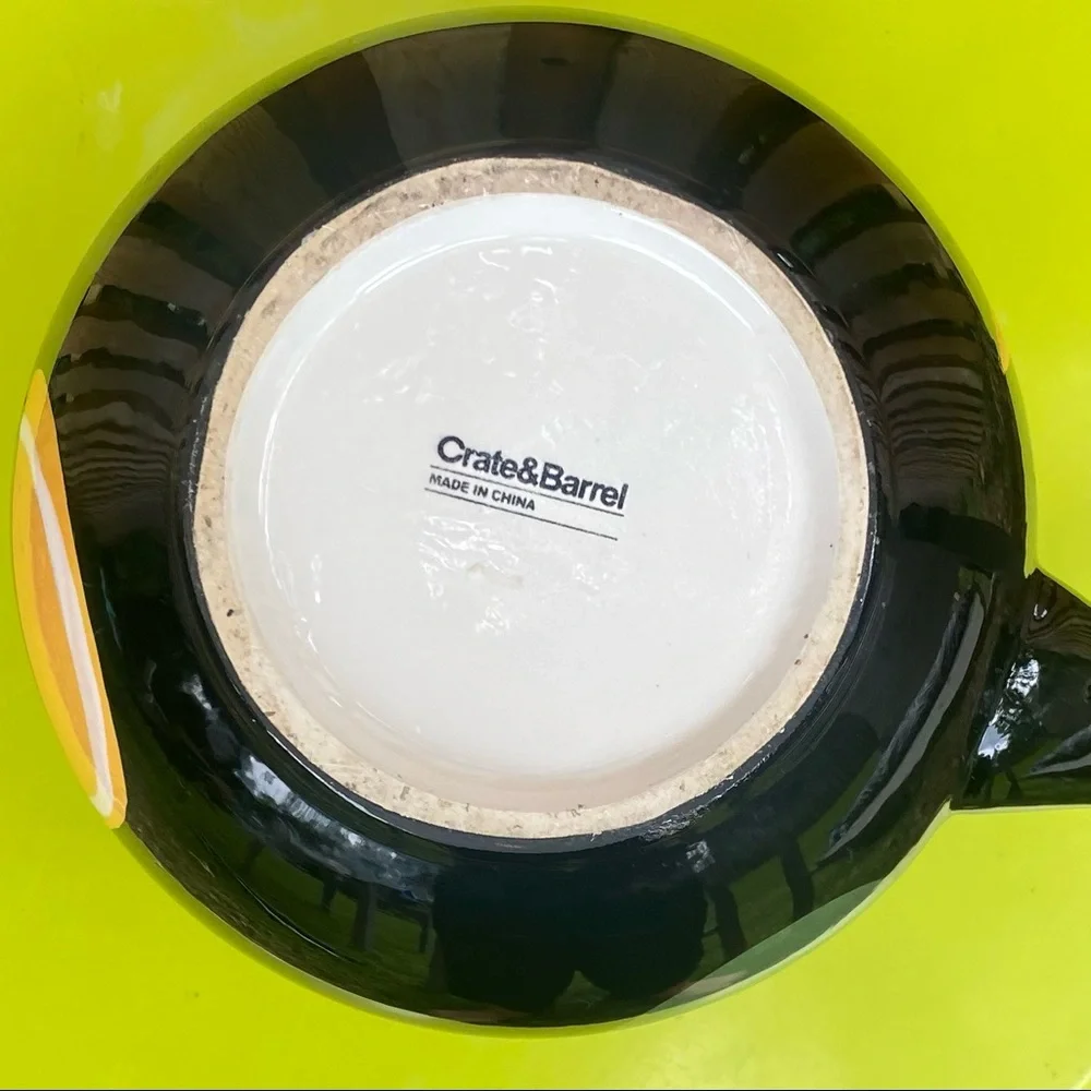 Crate & Barrel Pimienta Caliente Pitcher